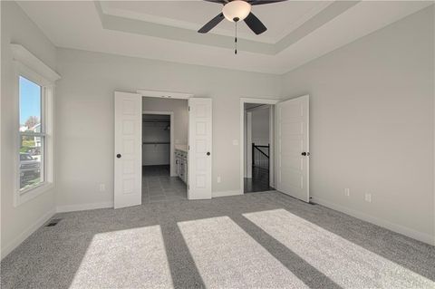 Tiny photo for 1015 Poplar Lane, Liberty, MO 64068 (MLS # 2614744)