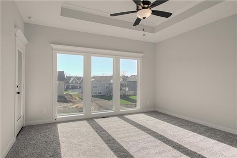 Tiny photo for 1015 Poplar Lane, Liberty, MO 64068 (MLS # 2614744)