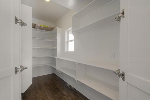 Tiny photo for 1015 Poplar Lane, Liberty, MO 64068 (MLS # 2614744)