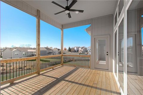 Tiny photo for 1015 Poplar Lane, Liberty, MO 64068 (MLS # 2614744)