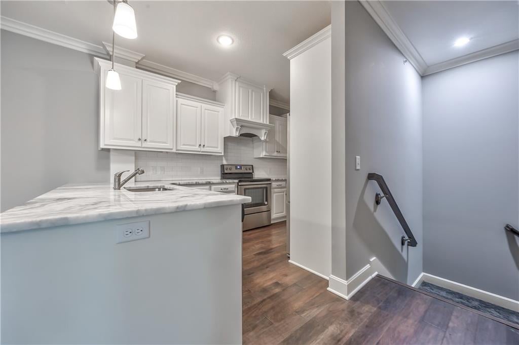 16019 Fontana Street 240