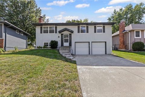 2027 E Mohawk Court, Olathe, KS 66062 - #: 2578662