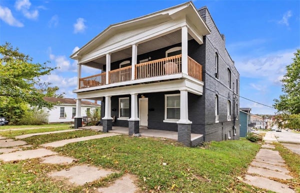 802 S 11TH ST, SAINT JOSEPH, MO 64501 - Image 8a8686c7d98a4bbdbfc136da6afa9316/4276782682
