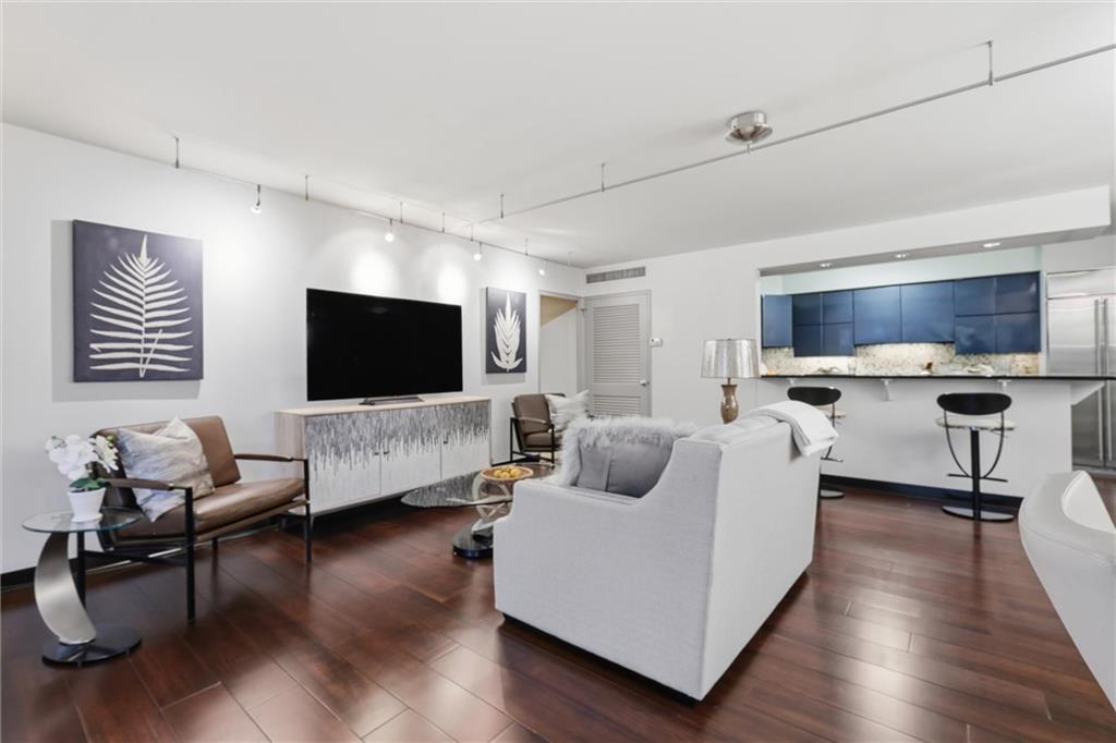 310 W 49th Street 403