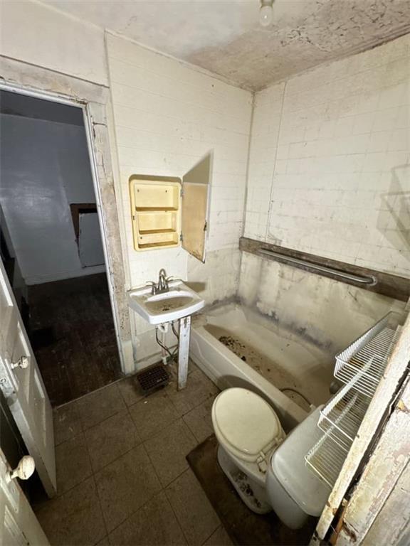 108 N Ditzler Avenue