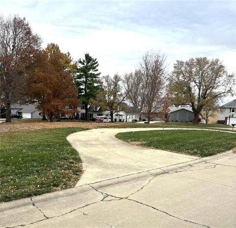 1405 Chick Avenue Maryville MO 64468