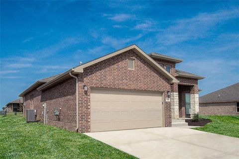 Photo of 25492 W 84th Rural Route, Lenexa, KS 66227 (MLS # 2583742) Photo of 25492 W 84th Rural Route, Lenexa, KS 66227 (MLS # 2583742)