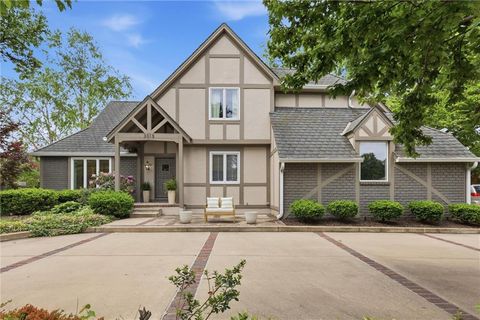 Photo of 3015 W 83rd Street, Leawood, KS 66206 (MLS # 2616730)