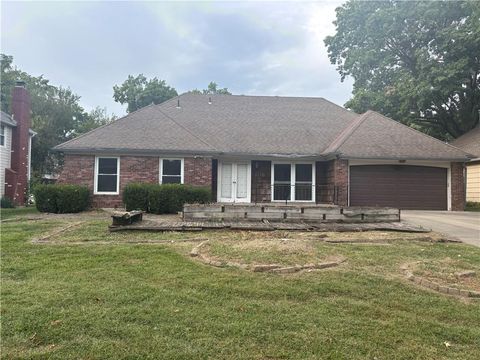 2710 W 50th Terrace, Westwood, KS 66205 - #: 2576612