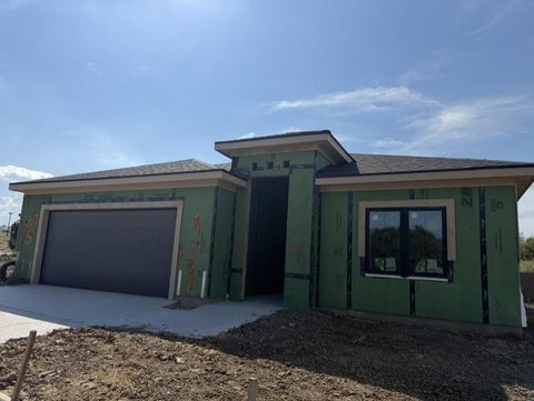 Photo of 9730 N Mokane Street, Kansas City, MO 64153 (MLS # 2643668)