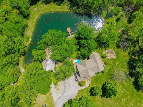 Photo of 1601 Woods Chapel Road, Lees Summit, MO 64064 (MLS # 2620303)