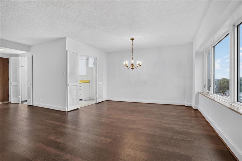 4545 Wornall Road 1209