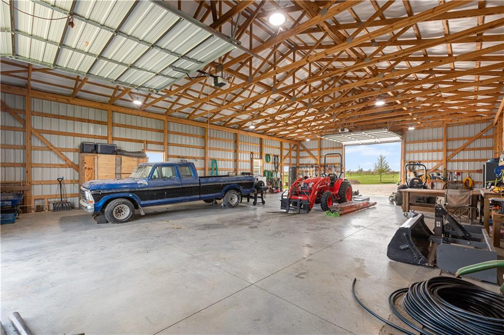 Hamilton, Missouri 64644, United States, 3 Bedrooms Bedrooms, ,2 BathroomsBathrooms,Residential,Active,119731