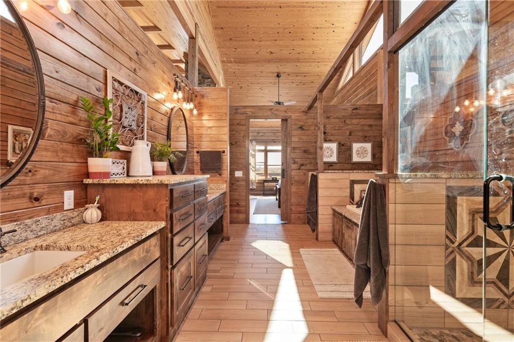 Hamilton, Missouri 64644, United States, 3 Bedrooms Bedrooms, ,2 BathroomsBathrooms,Residential,Active,119731