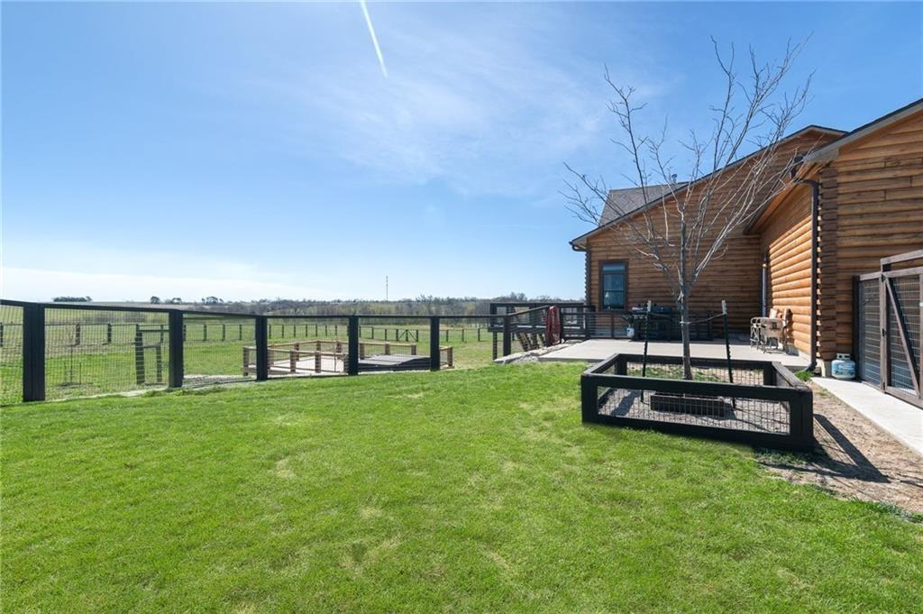 Hamilton, Missouri 64644, United States, 3 Bedrooms Bedrooms, ,2 BathroomsBathrooms,Residential,Active,119731