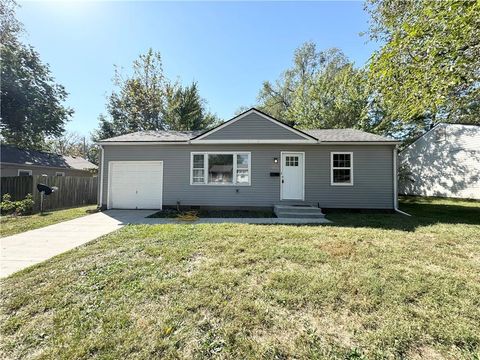 818 Broad Street, Warrensburg, MO 64093 - #: 2514259