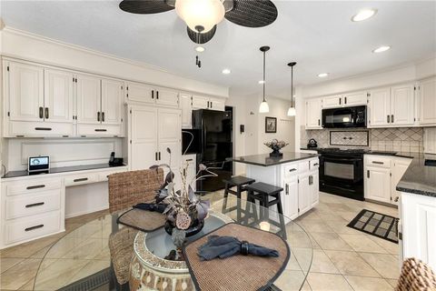 8041 Acuff Lane Lenexa KS 66215