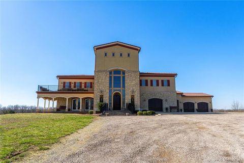 2343 N 600th Road Edgerton KS 66021