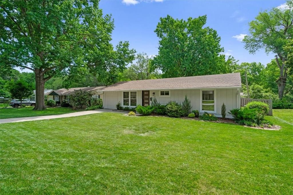 7725 Colonial Drive