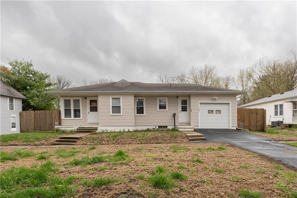 Photo of 709 Broad Street, Tarkio, MO 64491 (MLS # 2614920)