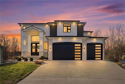 2009 Ridge Tree Drive Pleasant Hill MO 64080