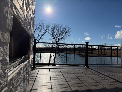 8976 Ginger Street Lenexa KS 66227