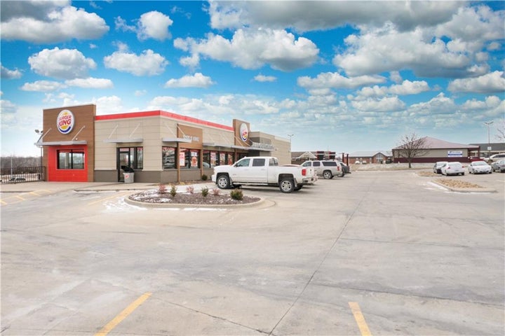 Photo 1 of 8 — 606 E Baldwin Street, Cameron, MO 64429