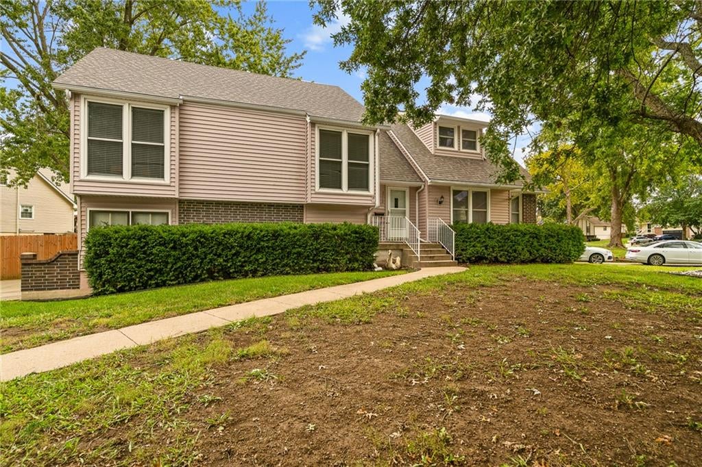 3712 Christiansen Drive