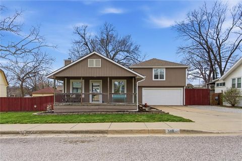 Photo of 5118 El Monte Street, Roeland Park, KS 66205 (MLS # 2609144)