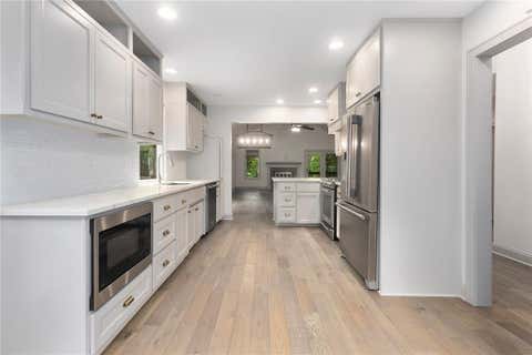 Tiny photo for 331 Westwoods Circle, Liberty, MO 64068 (MLS # 2634331)