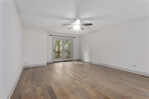 Tiny photo for 331 Westwoods Circle, Liberty, MO 64068 (MLS # 2634331)