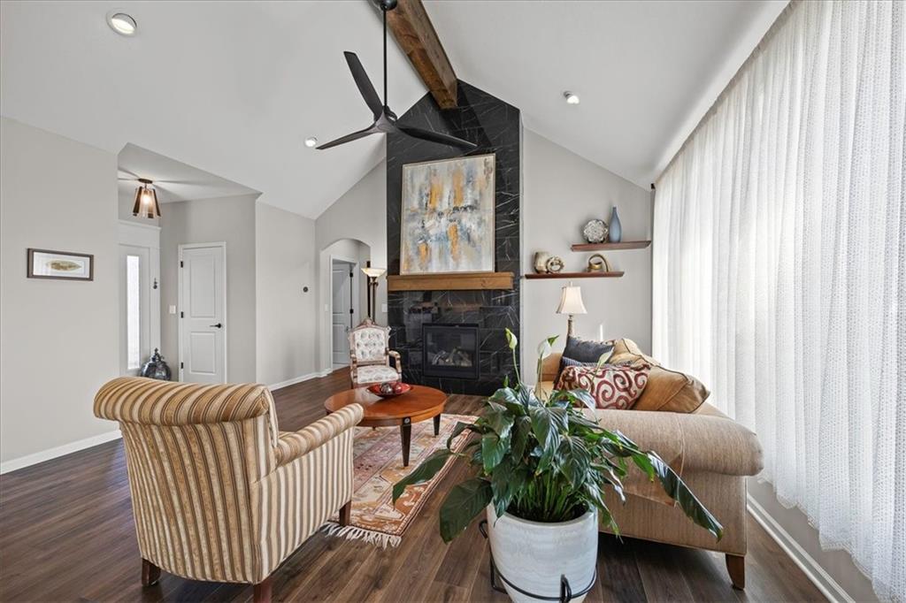 21115 W 186th Terrace