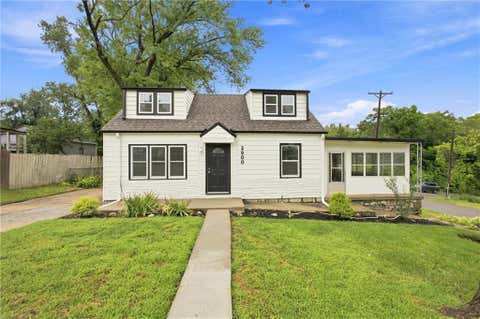 Photo of 2800 S 8th Terrace, Kansas City, KS 66103 (MLS # 2636221)