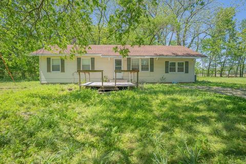 Photo of 442 128th Terrace, Fort Scott, KS 66701 (MLS # 2617087)
