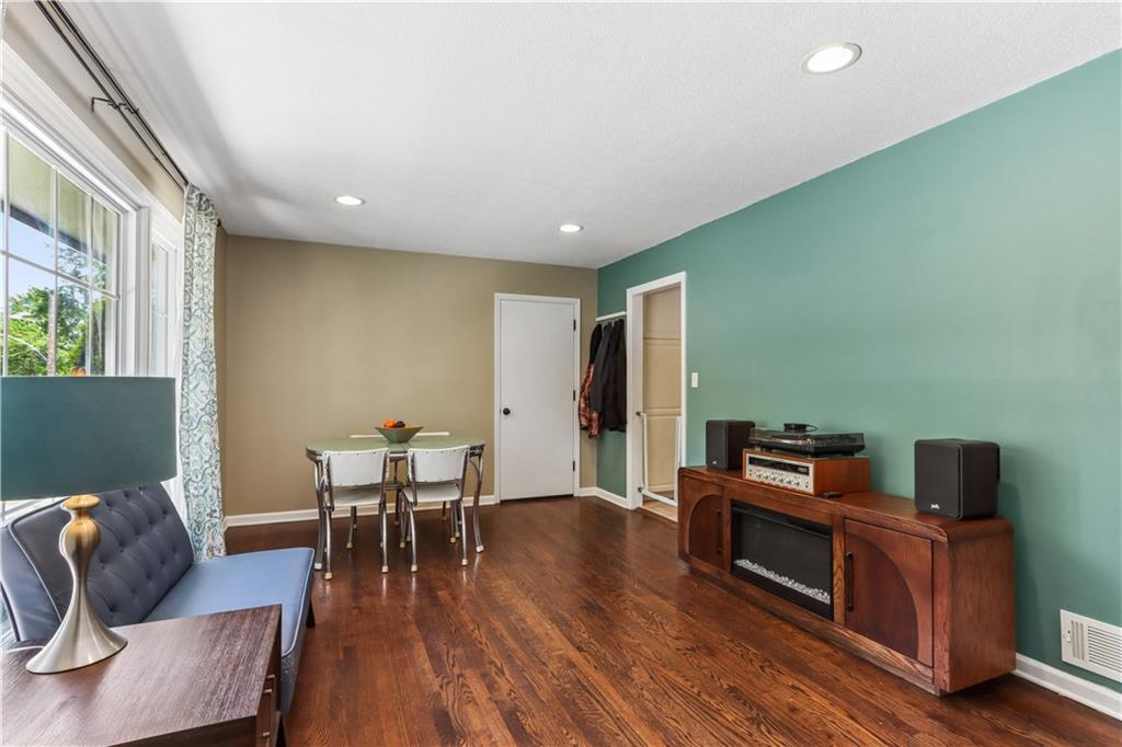 6109 W 54th Street