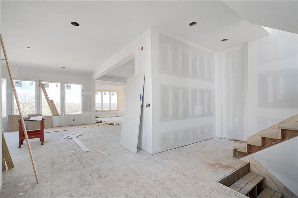 14187 S Houston Street