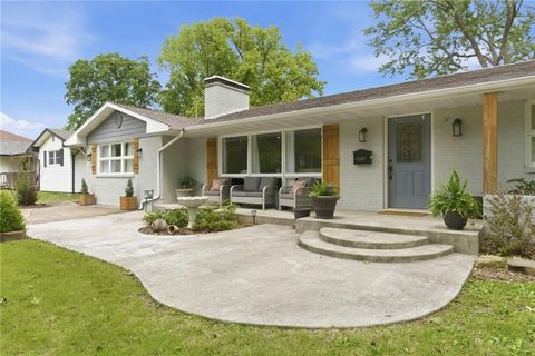 Photo of 1507 S Main Street S, El Dorado Springs, MO 64744 (MLS # 2620988)