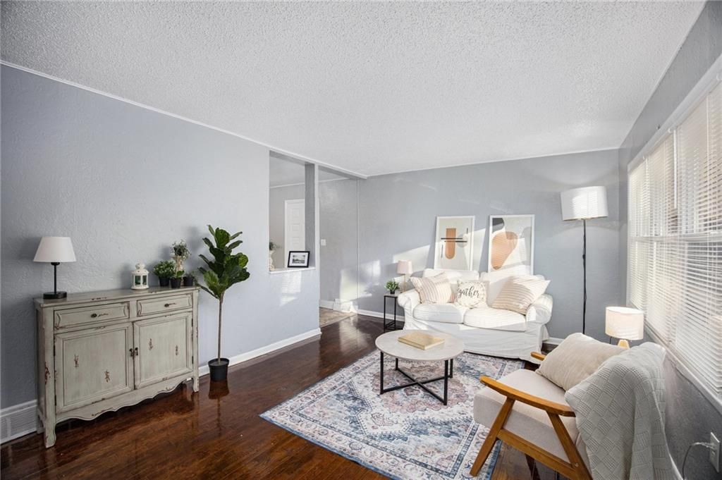 Photo of 9812 Marsh Avenue, Kansas City, MO 64134 (MLS # 2596777)