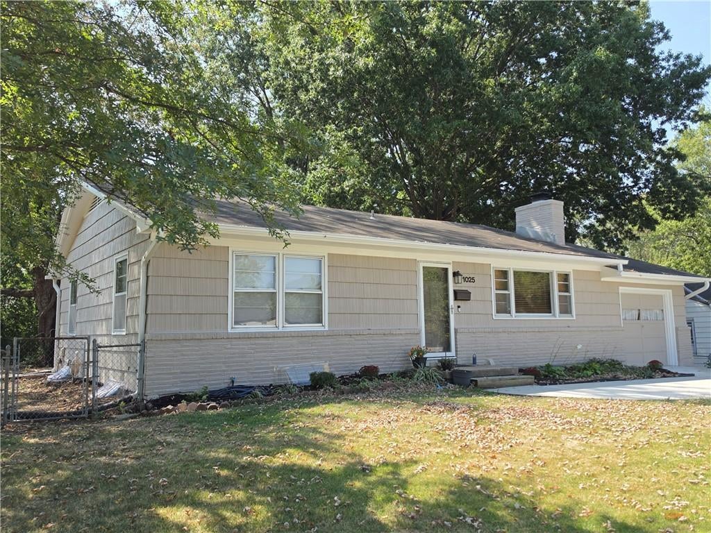 1025 E Elm Street