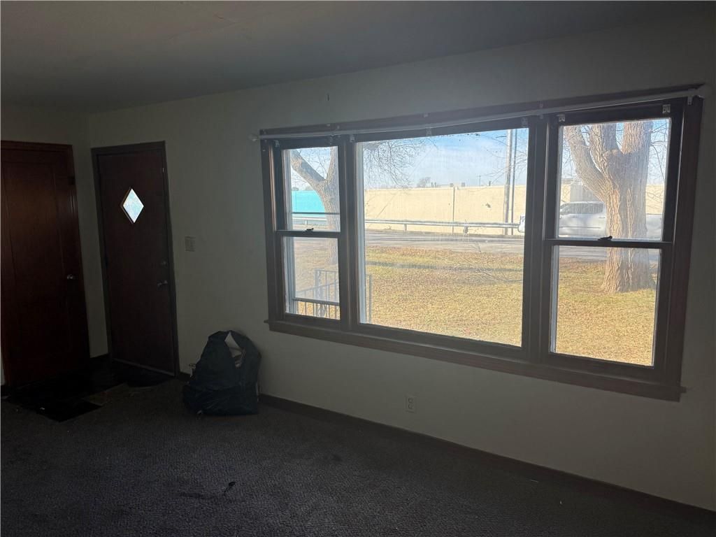 Photo of 6801 Hunter Street, Raytown, MO 64133 (MLS # 2592439)