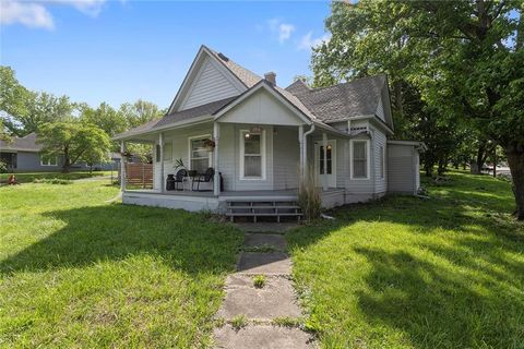 1300 SW Mitchell Street, Oak Grove, MO 64075 - MLS#: 2615577
