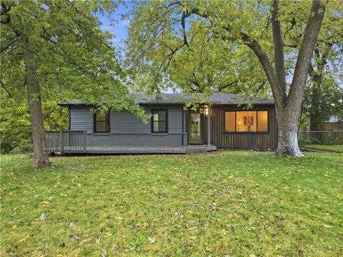 Photo of 2919 NE Russell Road, Kansas City, MO 64117 (MLS # 2647555)
