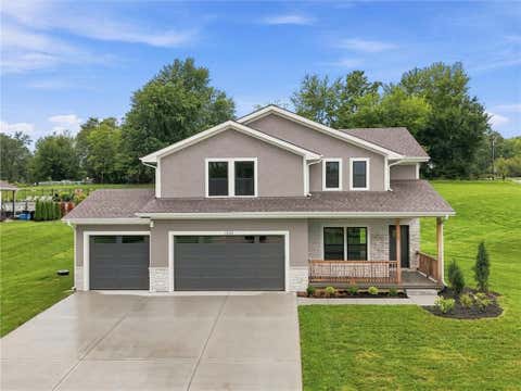 Photo of 13522 Oakridge Drive, Kearney, MO 64060 (MLS # 2637166)