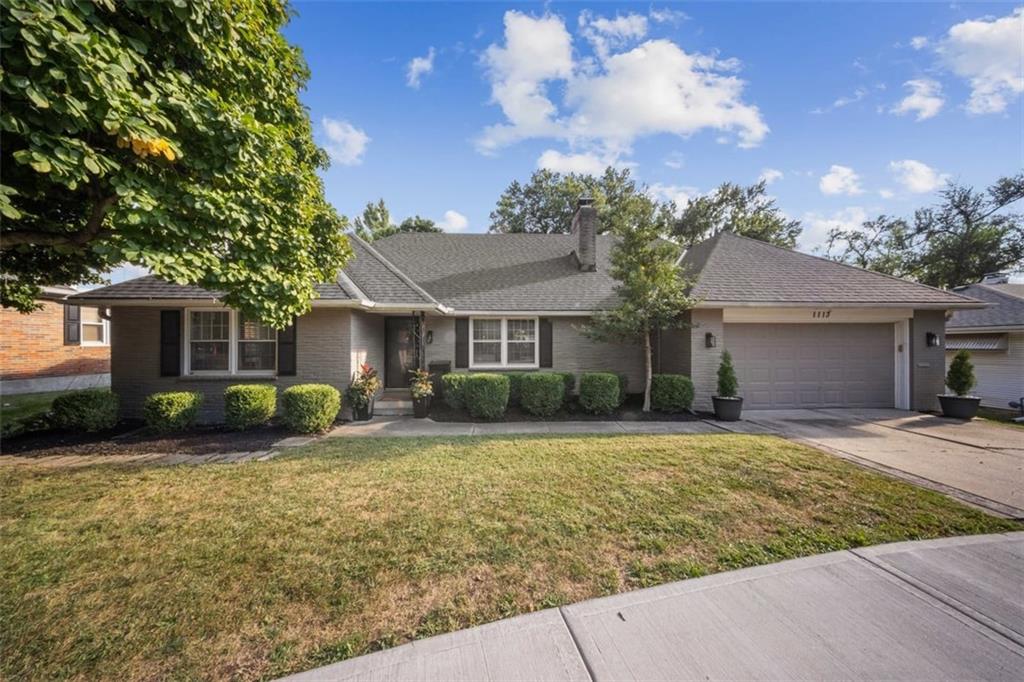 1113 W 85th Street