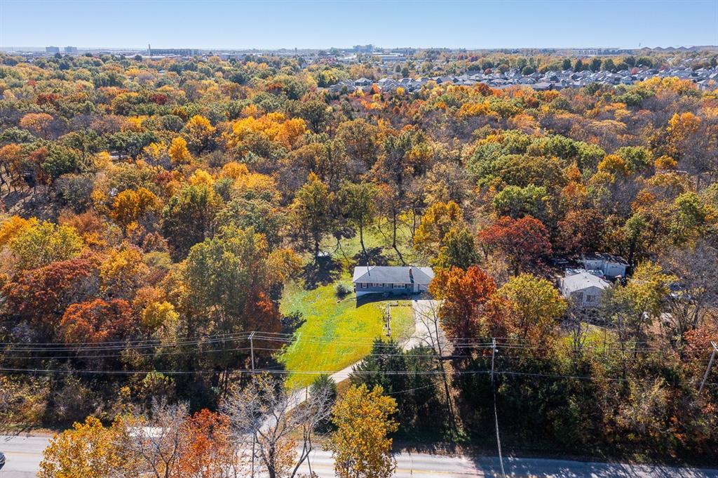 11123 - 11125 Leavenworth Road