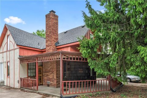 803 E College Street Independence MO 64050