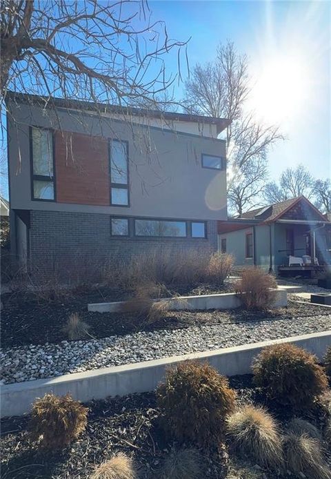 1727 Madison Avenue Kansas City MO 64108