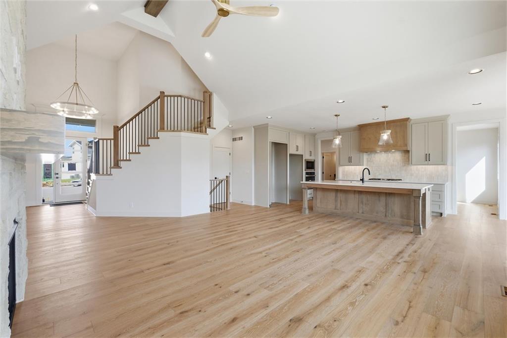 22017 W 99th Terrace