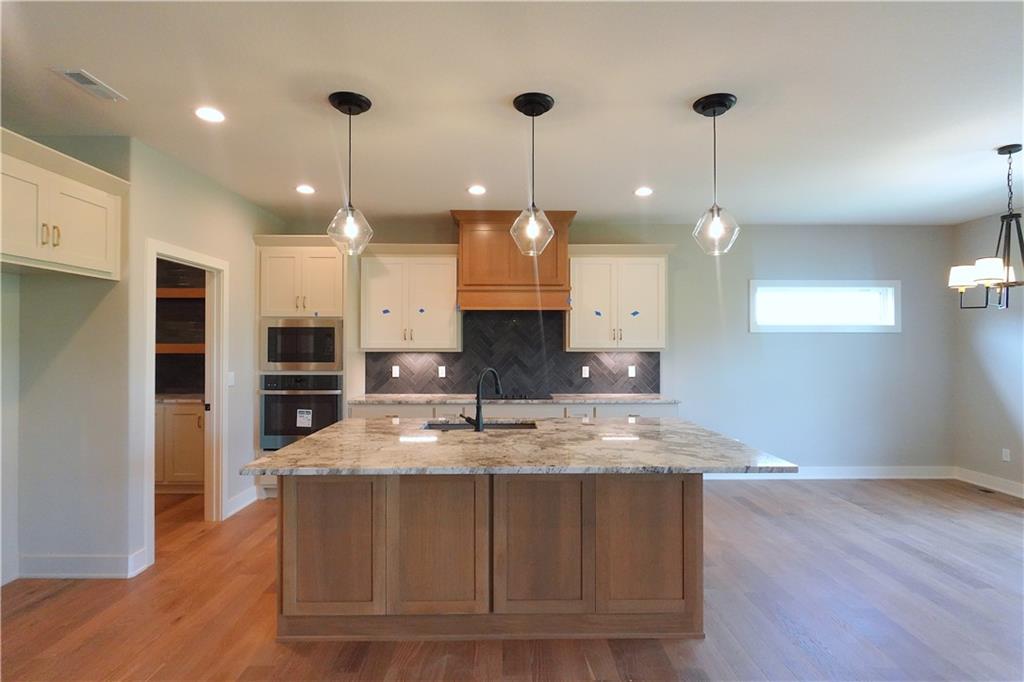12730 NW Larkspur Lane