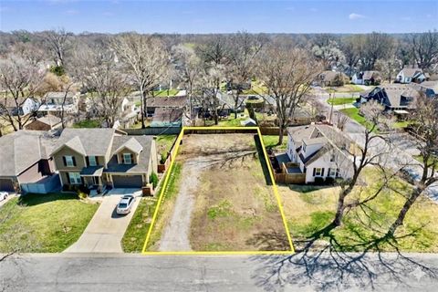 MLS: 2609841